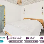 בית נופש 100 M De La Plage, Terrasse, Maison Pour 2