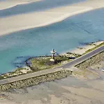 בית נופש 100 M De La Plage, Terrasse, Maison Pour 2