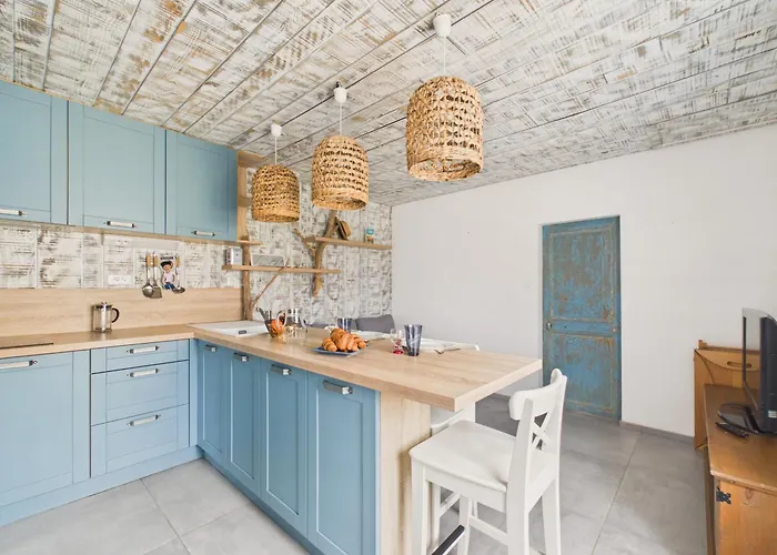 100 M De La Plage, Terrasse, Maison Pour 2